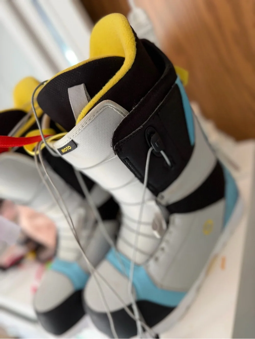 Men's Snowboard Boots - Light Gray, Black & Yellow